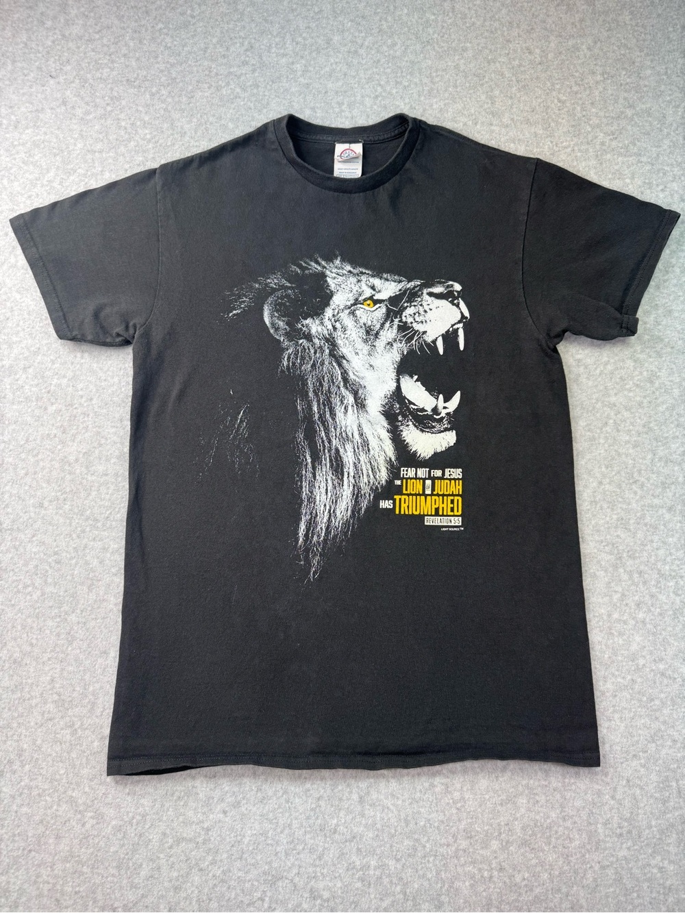 Black Lion Graphic - Religious Tee Size Medium